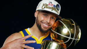 Read more about the article 5 incredible stats from 2022 Bill Russell NBA Finals MVP Stephen Curry