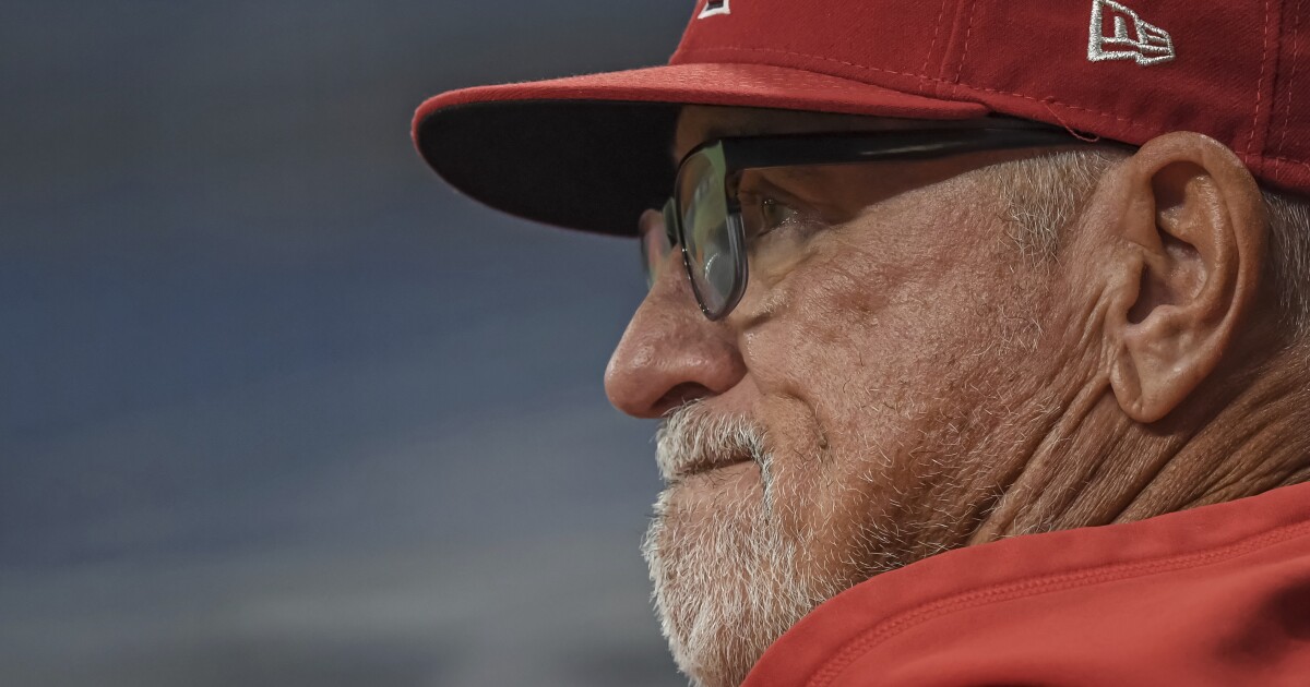 You are currently viewing Angels fire manager Joe Maddon in team-record losing streak