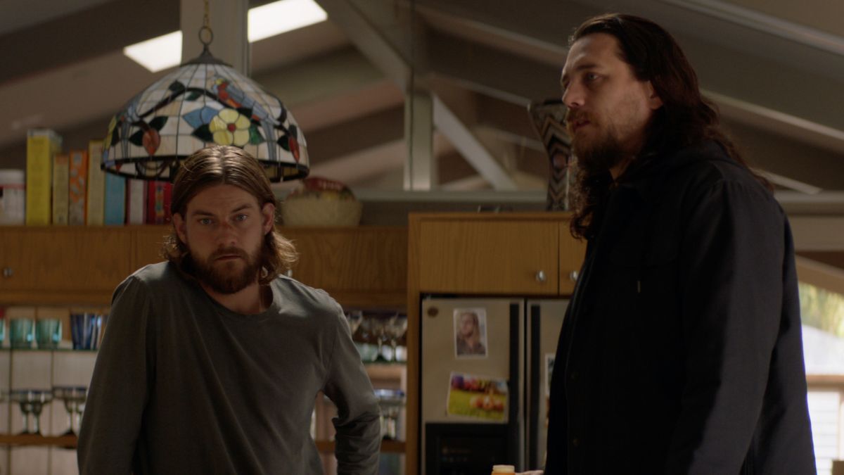 You are currently viewing Animal Kingdom: Ben Robson, Jake Weary tease season 6