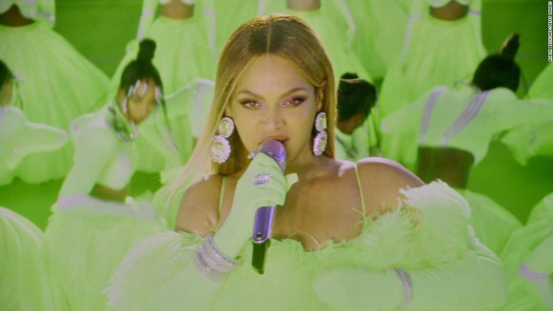 You are currently viewing Beyoncé drops ‘Break My Soul’ and it’s the dance track you need