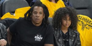 Read more about the article Blue Ivy Is a Mini Beyoncé During Father-Daughter Date with Jay-Z