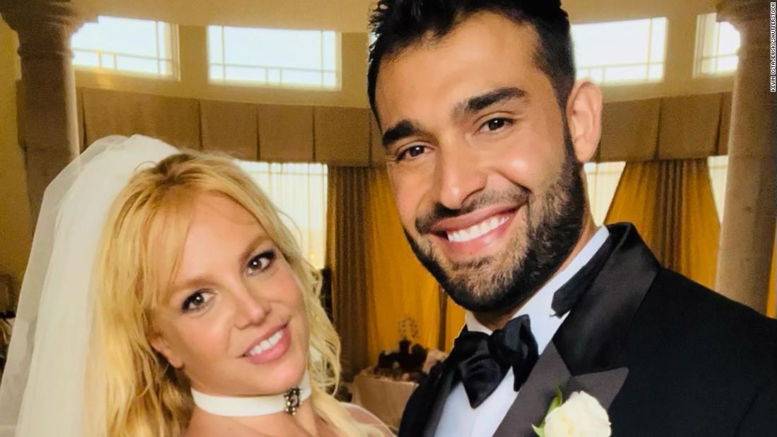 You are currently viewing Britney Spears and Sam Asghari are married