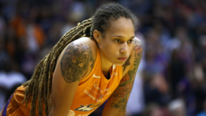 Read more about the article Brittney Griner unable to speak to wife Cherelle Griner over phone due to U.S. Embassy’s logistical error