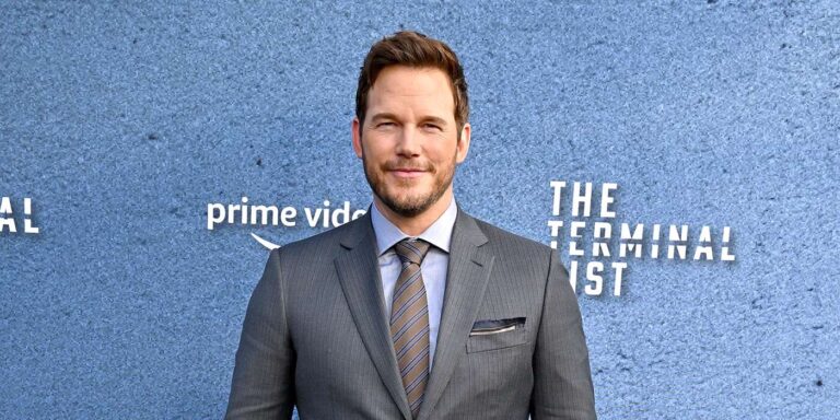 Read more about the article Chris Pratt Says He Goes by CP or Just Pratt: ‘No One Calls Me Chris’