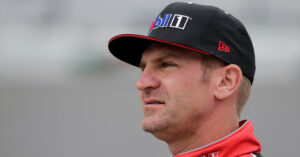 Read more about the article Clint Bowyer, Former NASCAR Driver, Involved in Fatal Car Accident