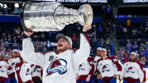 Read more about the article Colorado Avalanche win first Stanley Cup since 2001 with Game 6 comeback; Cale Makar awarded Conn Smythe Trophy