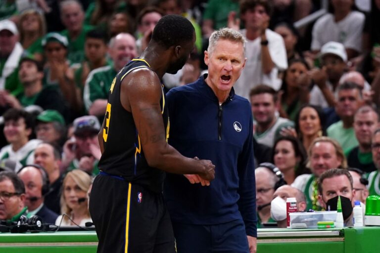 Read more about the article Draymond Green Reacts To Getting Benched in Fourth Quarter Against Celtics