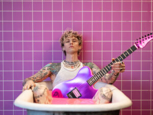 Read more about the article How To Watch ‘Machine Gun Kelly’s Life in Pink’ Online