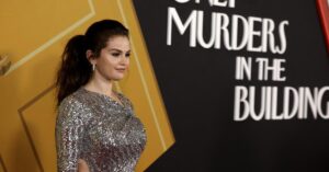 Read more about the article Is Selena Gomez Pregnant? Debunking the Online Rumor