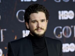 Read more about the article Jon Snow Will Get His Own ‘Game Of Thrones’ Sequel Series
