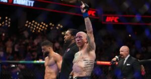Read more about the article Josh Emmett: ‘I thought I was going to get screwed’ by split decision, ‘I thought I won four rounds’