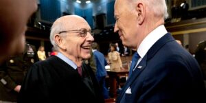 Read more about the article Justice Stephen Breyer Retires from the Supreme Court: Inside His Career
