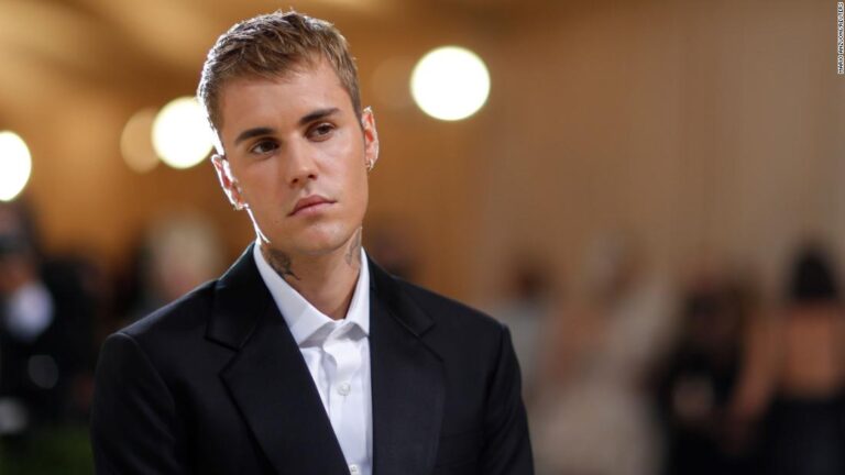 Read more about the article Justin Bieber says he has Ramsay Hunt Syndrome, which has paralyzed part of his face