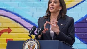 Read more about the article Kamala Harris “Never Believed” Trump’s SCOTUS Picks When They Testified on Roe
