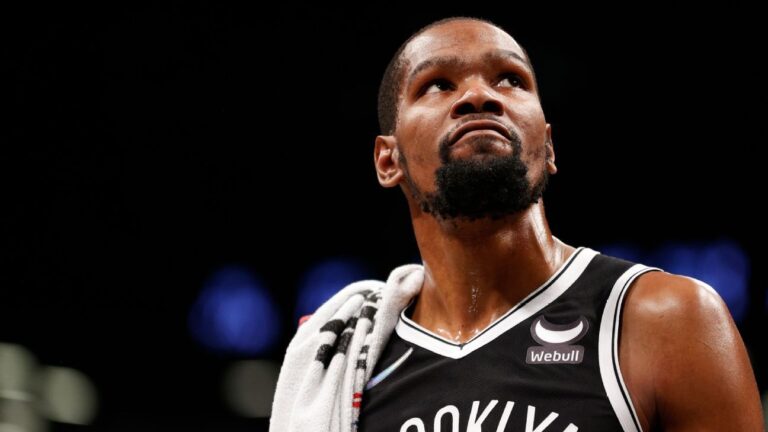 Read more about the article Kevin Durant requests trade from Brookyn Nets