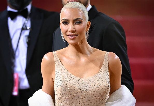 You are currently viewing Kim Kardashian accused of ruining iconic Marilyn Monroe dress