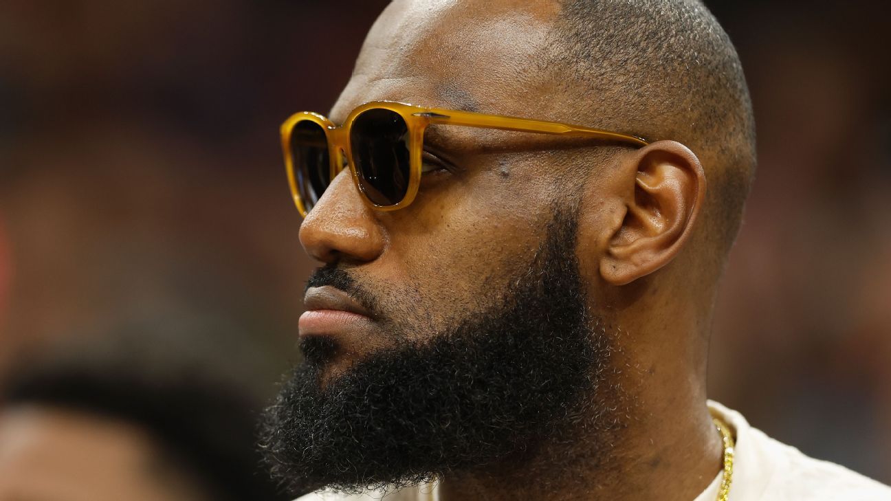 You are currently viewing Los Angeles Lakers star LeBron James says he wants to own NBA team in Las Vegas