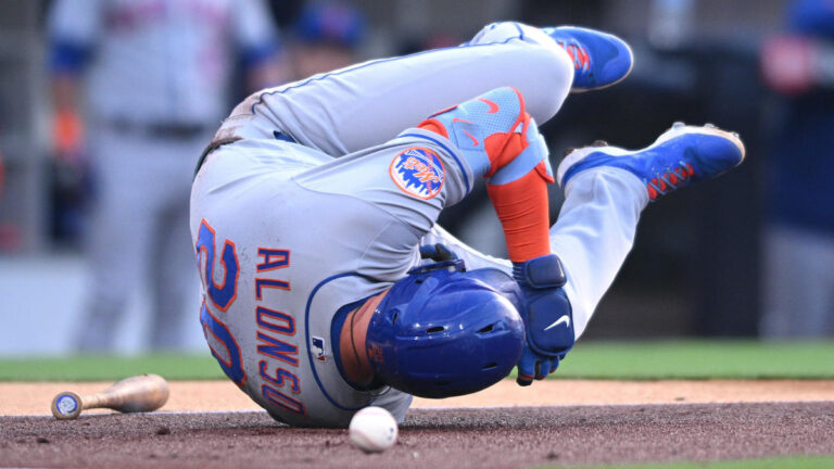 Read more about the article Mets’ Pete Alonso and Starling Marte considered day-to-day with injuries, out of Wednesday’s lineup