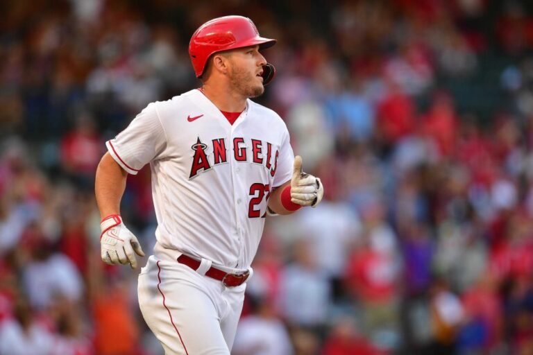 Read more about the article Mike Trout Exits Game With Groin Tightness