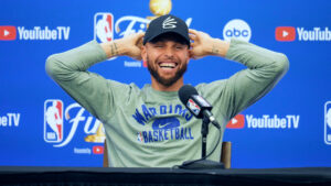 Read more about the article NBA Finals Notebook: Steph Curry’s injury update gives Warriors hope