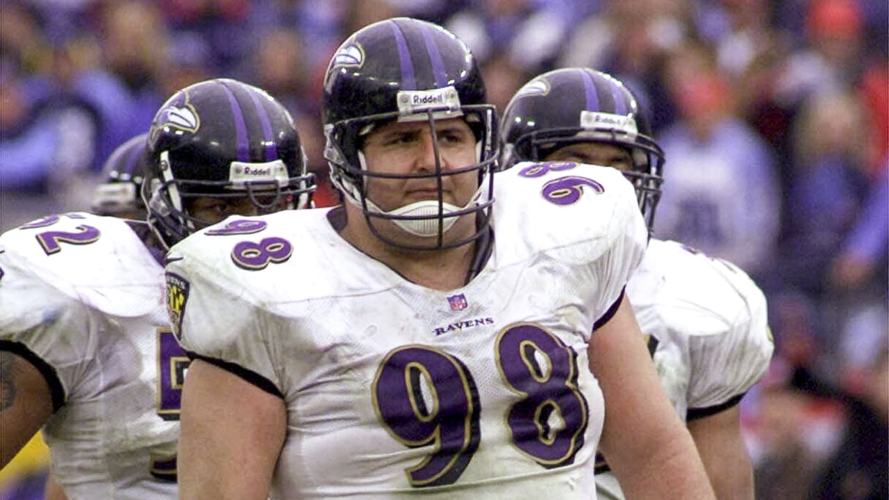 You are currently viewing NFL community mourns loss of former Ravens, Colts DL Tony Siragusa