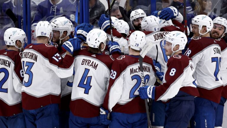 Read more about the article Nazem Kadri returns to lineup, scores winner in overtime for Colorado Avalanche in Game 4