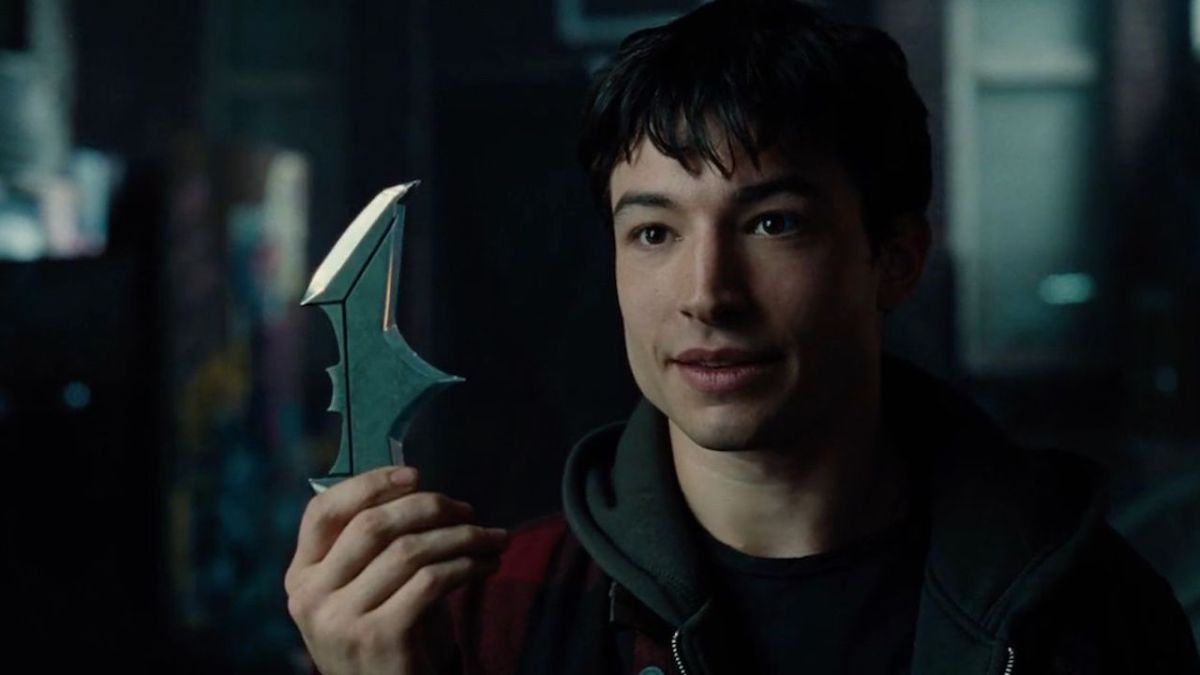 You are currently viewing Parents File Legal Docs Alleging The Flash Star Ezra Miller Is Putting Their Teenage Daughter In Danger