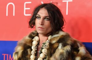 Read more about the article Parents accuse Ezra Miller of grooming teen, who defends ‘The Flash’ actor from N.J.