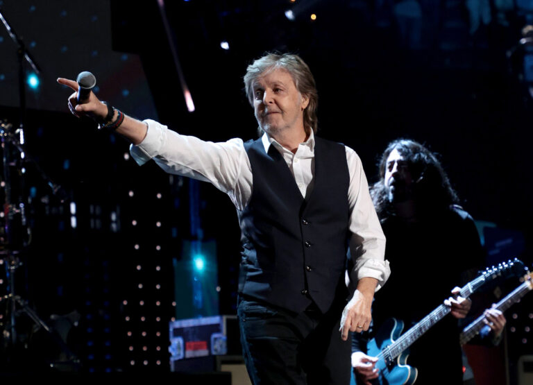 Read more about the article Paul McCartney Kicks Off 80th Birthday With Bruce Springsteen, Jon Bon Jovi