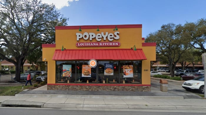 You are currently viewing Popeyes to sell fried chicken for 59 cents for a week