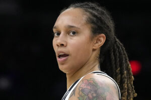 Read more about the article Russia extends Brittney Griner’s pre-trial detention