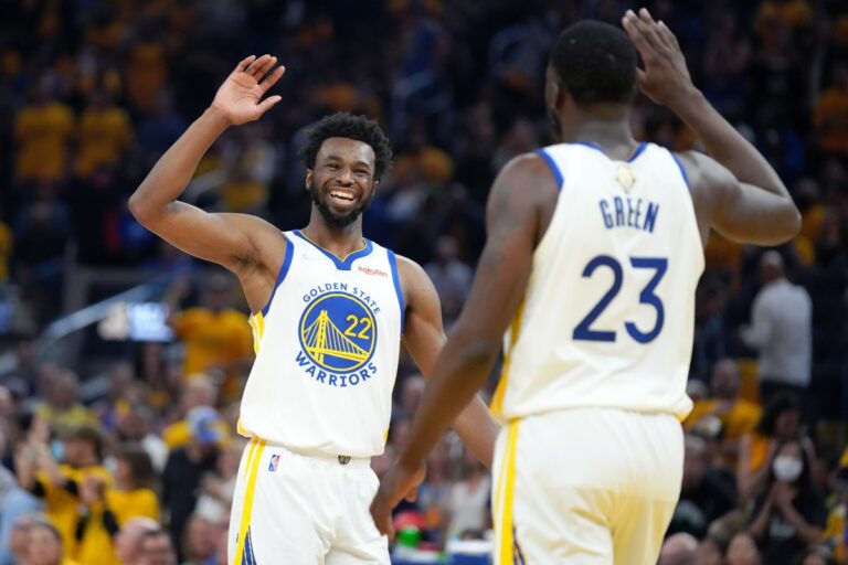 Read more about the article Steve Kerr Praises Andrew Wiggins for Huge Game 5 Performance
