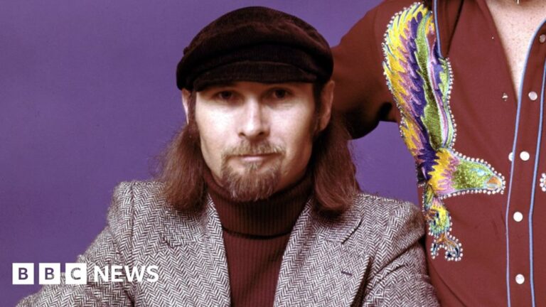 Read more about the article Summer Breeze singer Jim Seals dies aged 80