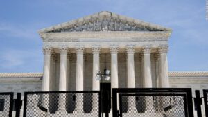 Read more about the article Supreme Court allows Louisiana to use congressional map that lower court said likely violates Voting Rights Act