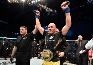 Read more about the article UFC 275 Results Live Updates: Procházka chokes out Teixeira in final minute to win LHW title