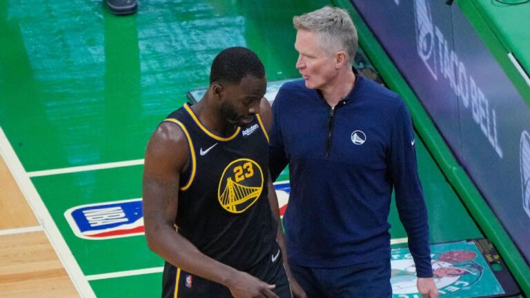Read more about the article Warriors’ Draymond Green frustrated after being pulled in 4th quarter, but understands need to ‘roll’ with hot lineup