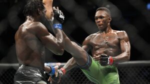 Read more about the article Adesanya’s UFC title reign still lacks something special – 104.5 WOKV