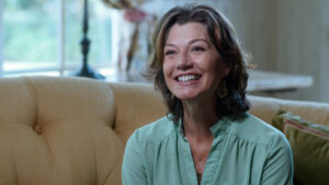 Read more about the article Amy Grant Hospitalized After Bike Accident