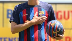 Read more about the article Así va el equipo del Barcelona para la temporada 2022/2023: fichajes y ventas