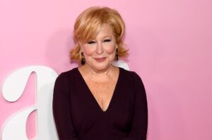Read more about the article Bette Midler Responds to Backlash Over Her Tweets – Billboard