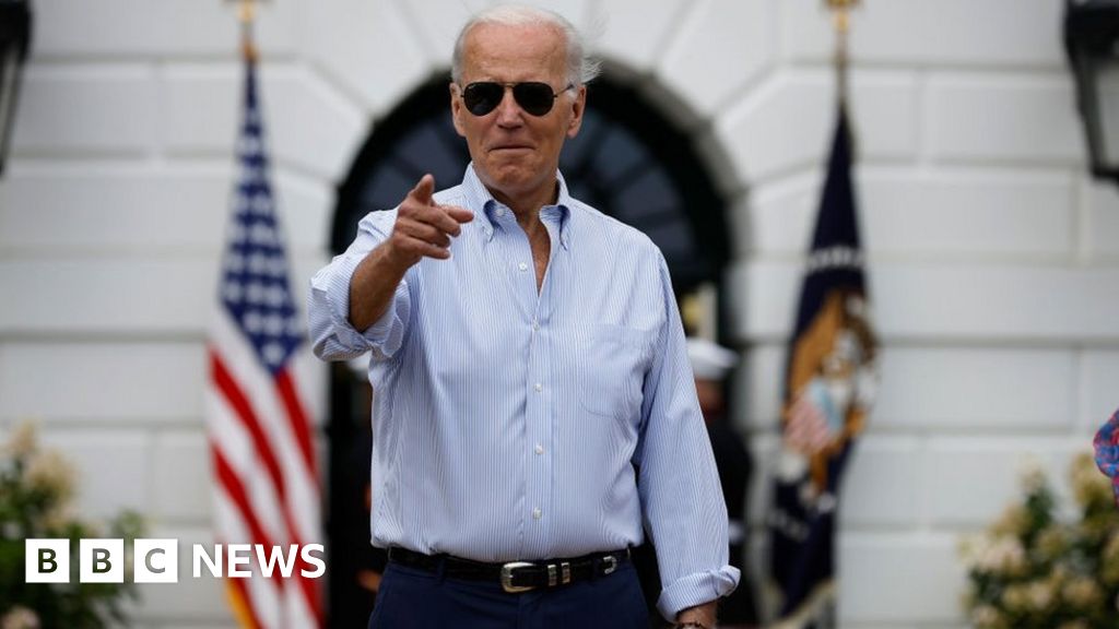 You are currently viewing Biden's doctor: President's Covid symptoms 'have improved'