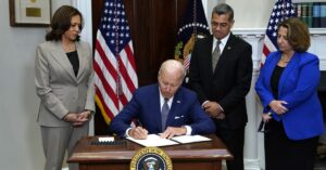 Read more about the article Biden’s executive order on abortion, briefly explained