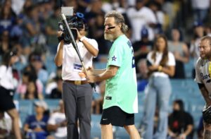 Read more about the article Bryan Cranston breaks bad, argues with ump in MLB All-Star Celebrity game (Video)