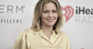 Read more about the article Candace Cameron Bure resorts to Bible after JoJo Siwa TikTok