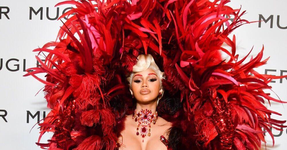 You are currently viewing Cardi B plans to face her fears | Entertainment