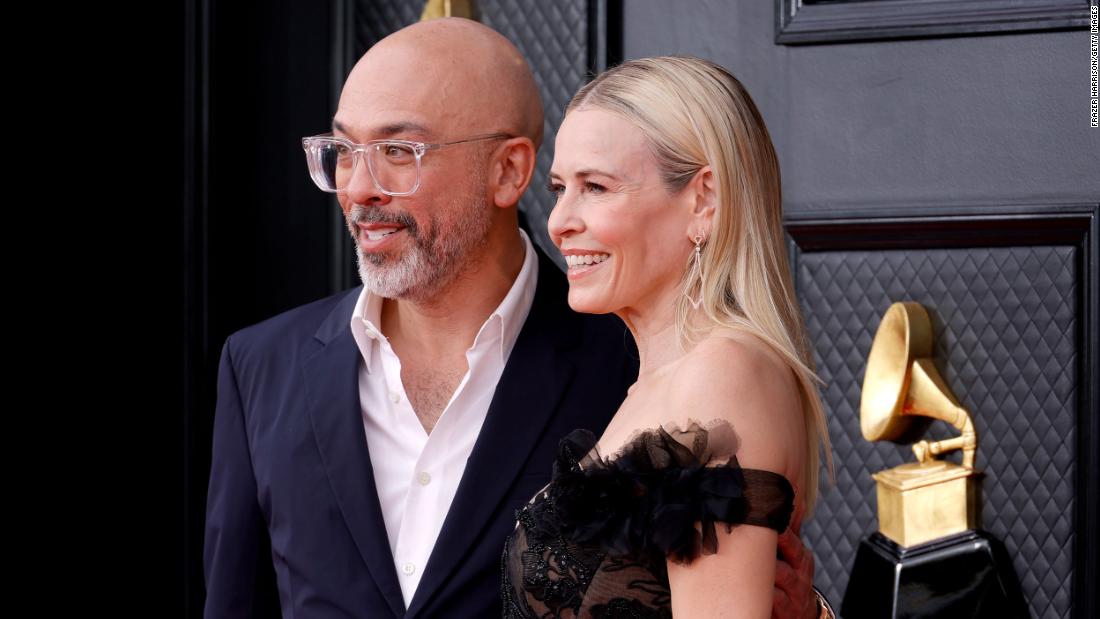 You are currently viewing Chelsea Handler and Jo Koy announce their split with ‘heavy hearts’