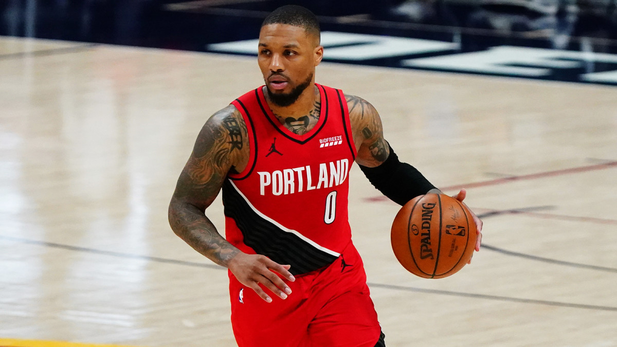 You are currently viewing Damian Lillard, Trail Blazers Agree To Massive Two-Year Contract Extension, per Reports
