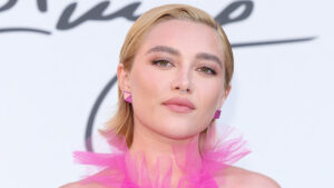 Read more about the article Florence Pugh Calls Out ‘Vulgar’ Men Who Body Shamed Her Over Sheer Dress