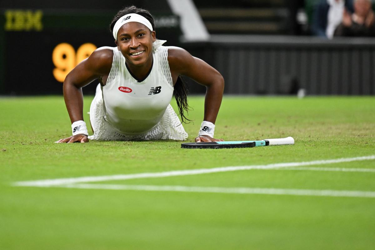 You are currently viewing Iga Swiatek wins 37th straight match, Rafael Nadal advances, Coco Gauff bounces back