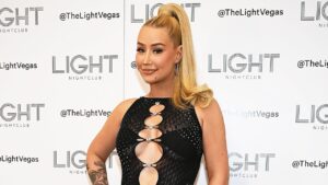 Read more about the article Iggy Azalea Shares Rare Photo of Son Onyx: ‘Such a Cutie’